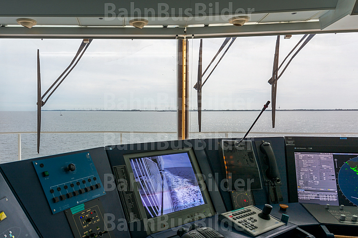 Blick von der Brücke der Scandlines-Fähre 