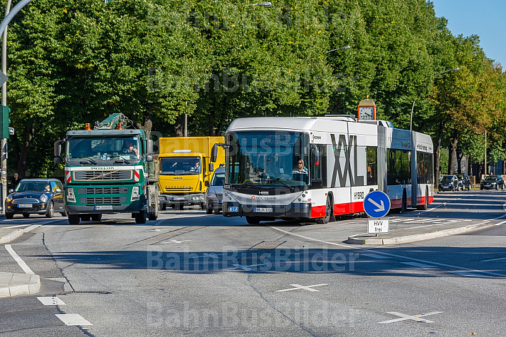Busbeschleunigung: Vorfahrt für die Metrobuslinie M5 in Hamburg